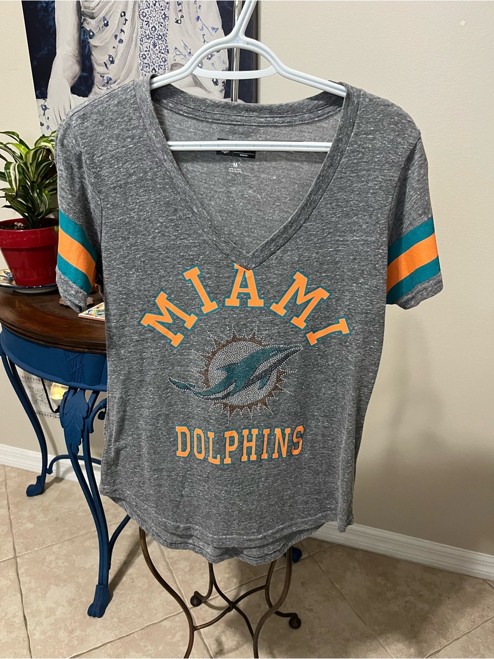 Miami Dolphins NFL Team Apparel G III Rhinestone T-shirt Tee - M